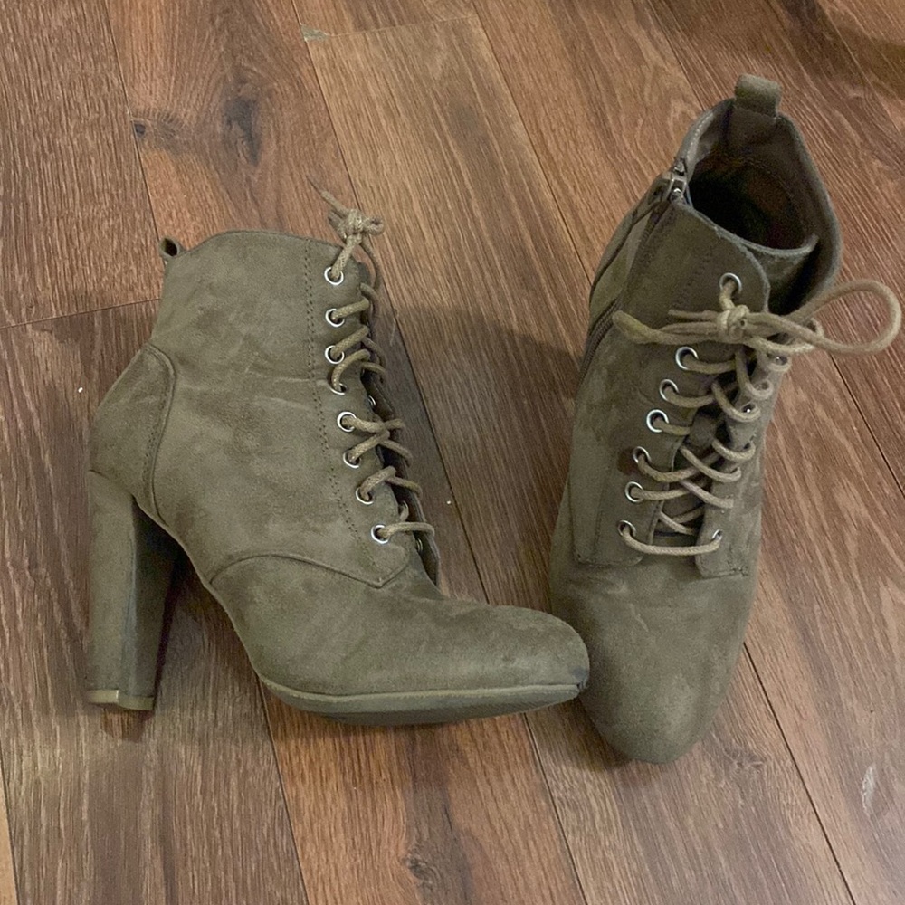 WOMENS BOOT HEELS